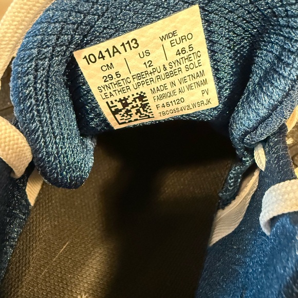 Asics Cream and Blue Sneakers tennis sneakers size 12 wide - Picture 3 of 4